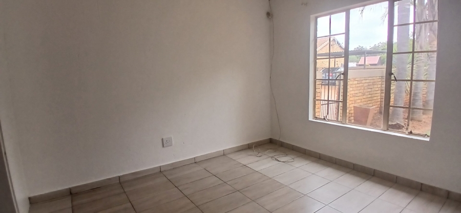 3 Bedroom Property for Sale in Heuwelsig Estate Gauteng