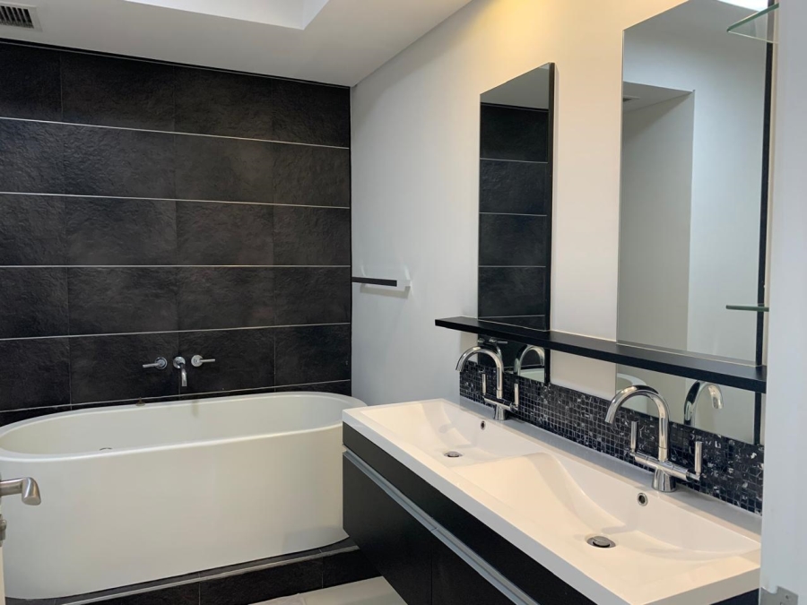  Bedroom Property for Sale in Morningside Gauteng