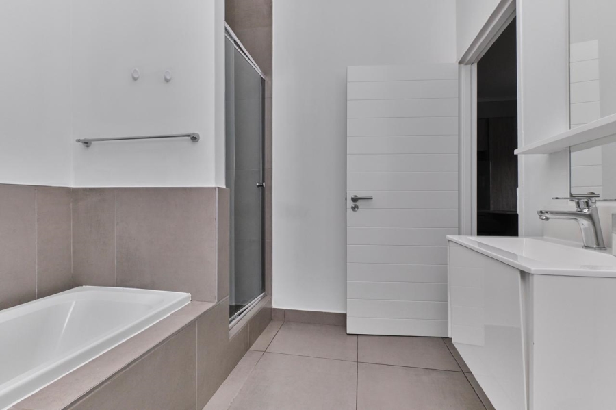  Bedroom Property for Sale in Morningside Gauteng