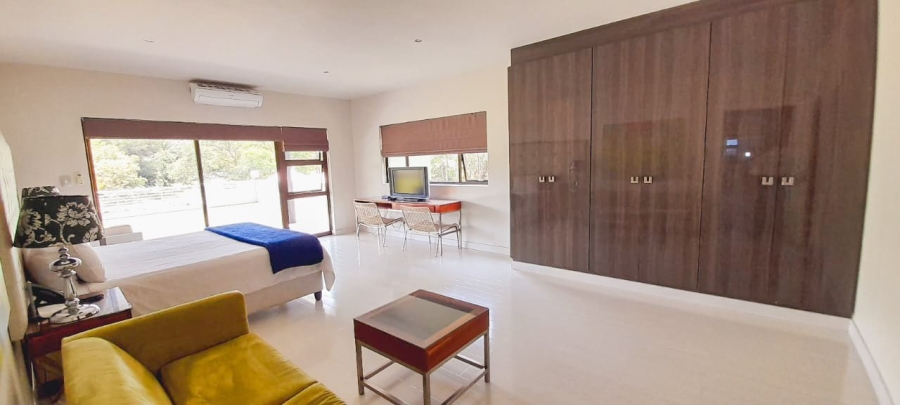 To Let 4 Bedroom Property for Rent in Sandown Gauteng