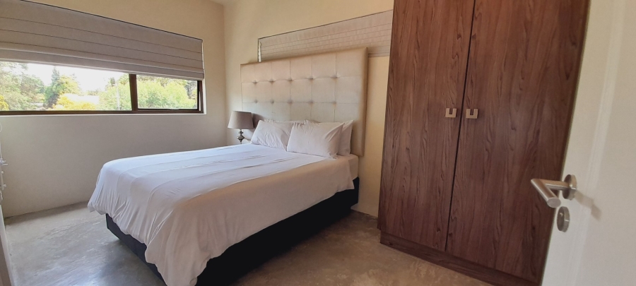 To Let 4 Bedroom Property for Rent in Sandown Gauteng