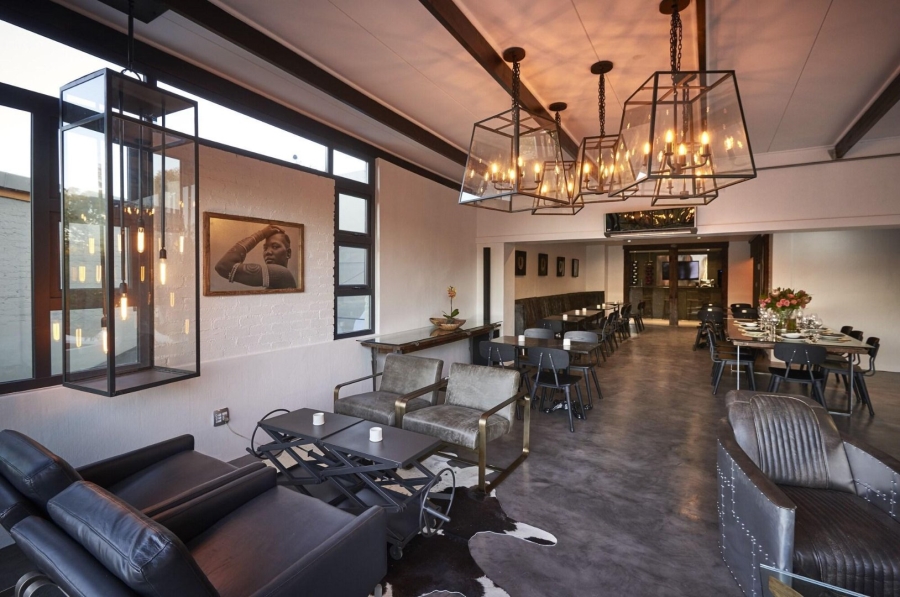 To Let 4 Bedroom Property for Rent in Sandown Gauteng