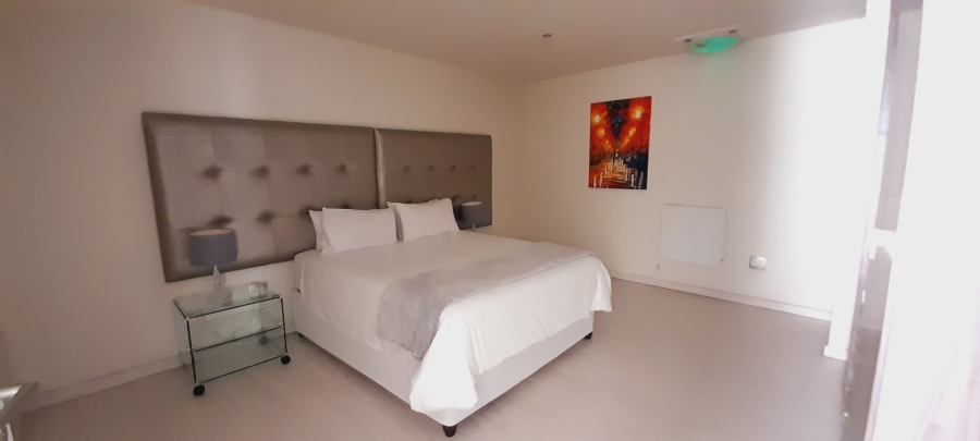 To Let 2 Bedroom Property for Rent in Sandown Gauteng