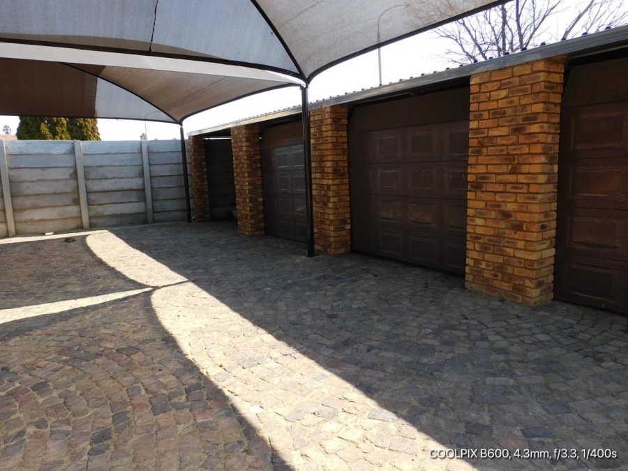 3 Bedroom Property for Sale in Van Dyk Park Gauteng