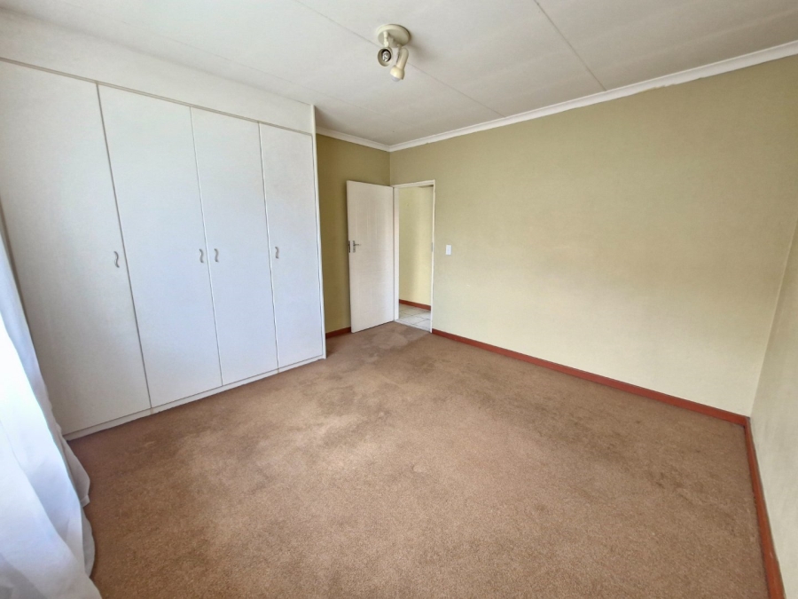To Let 2 Bedroom Property for Rent in Comet Gauteng