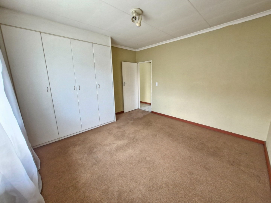 To Let 2 Bedroom Property for Rent in Comet Gauteng