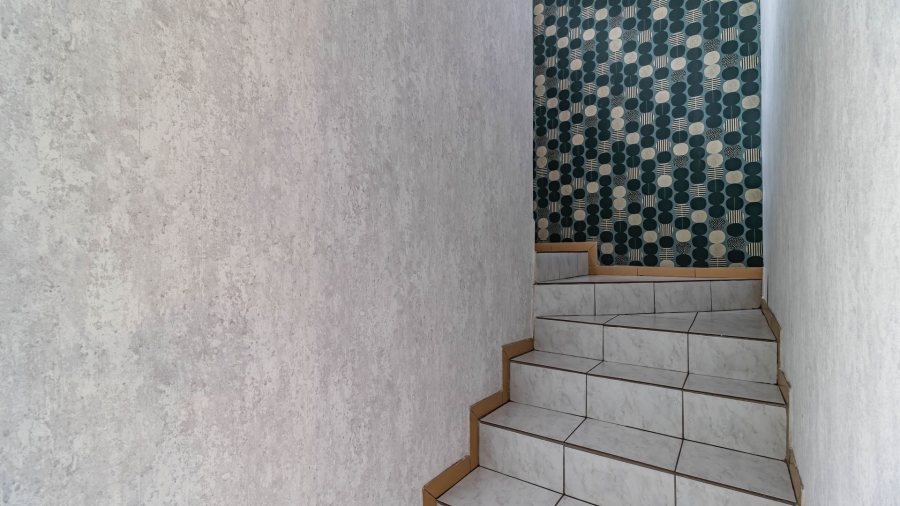 2 Bedroom Property for Sale in Kew Gauteng