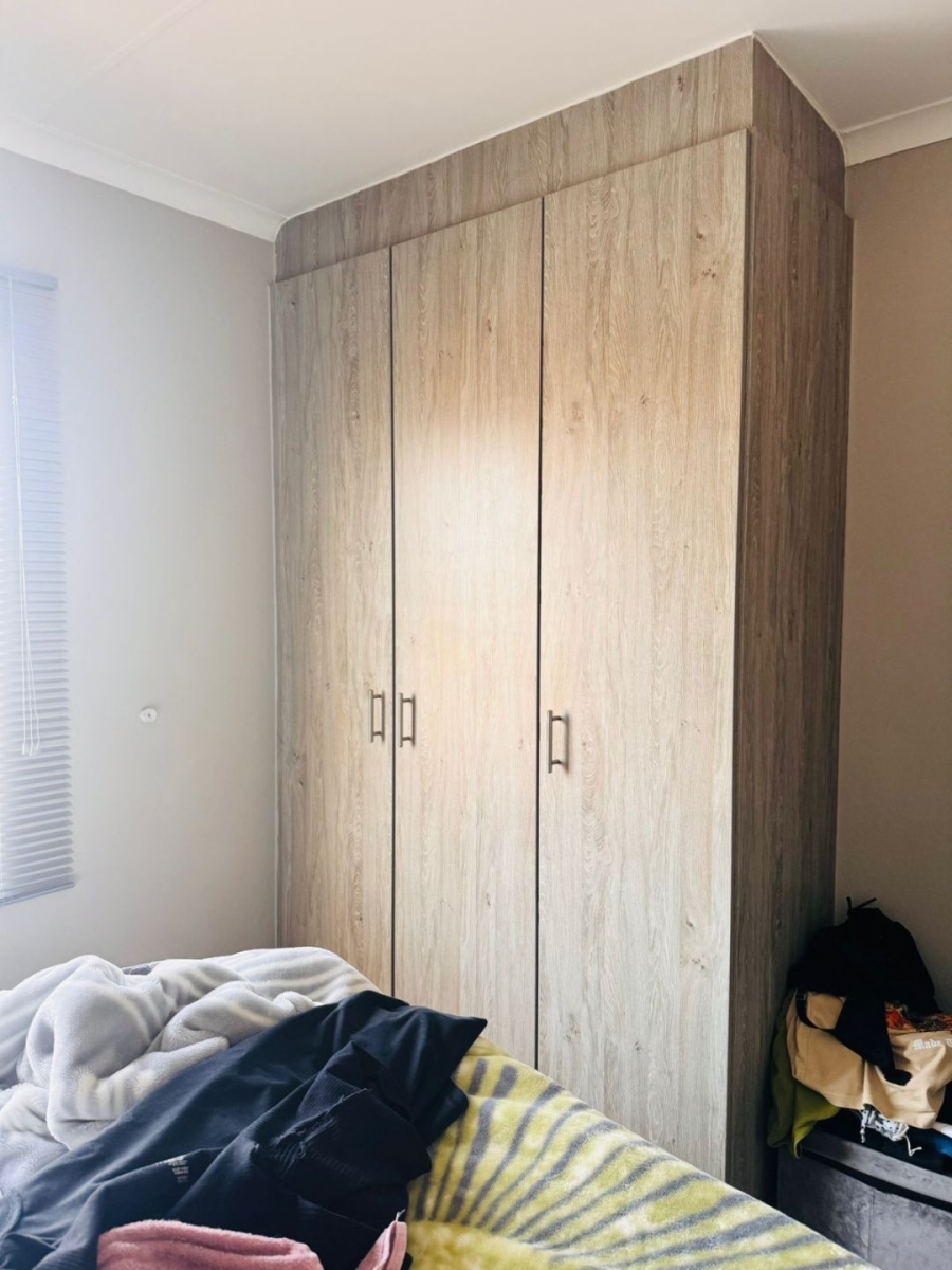 2 Bedroom Property for Sale in Montana Tuine Gauteng