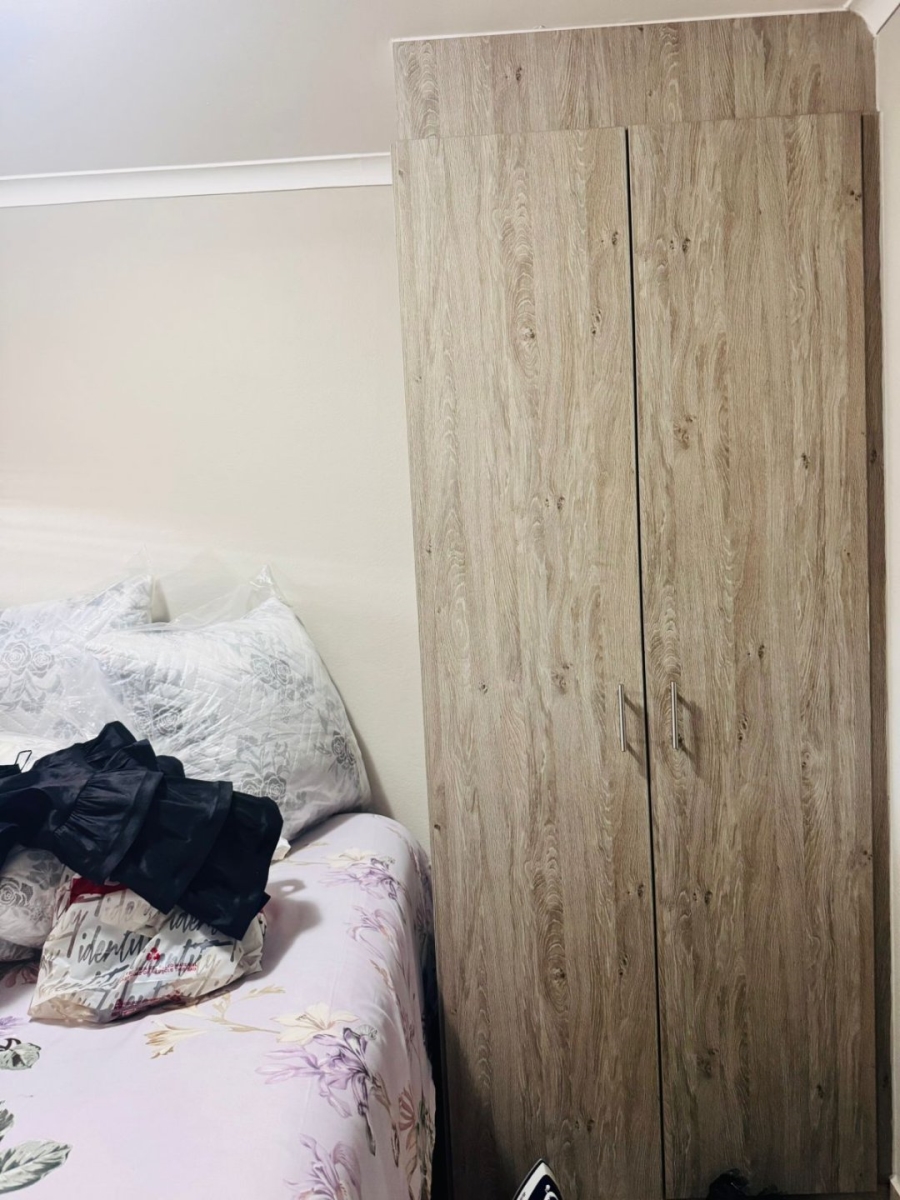 2 Bedroom Property for Sale in Montana Tuine Gauteng