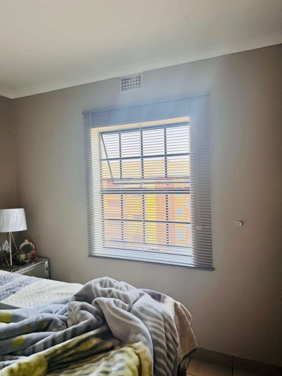 2 Bedroom Property for Sale in Montana Tuine Gauteng