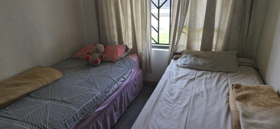 To Let 3 Bedroom Property for Rent in Crystal Park Gauteng