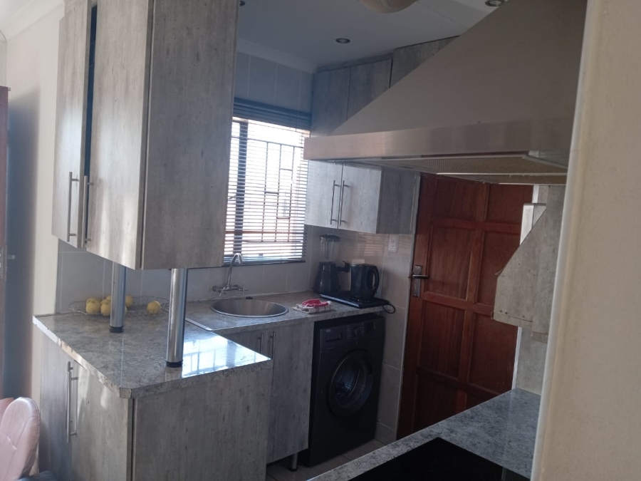 To Let 3 Bedroom Property for Rent in Soshanguve VV Gauteng
