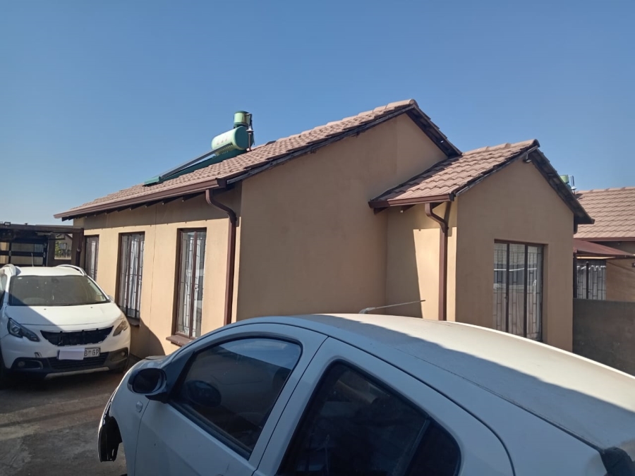 To Let 3 Bedroom Property for Rent in Soshanguve VV Gauteng