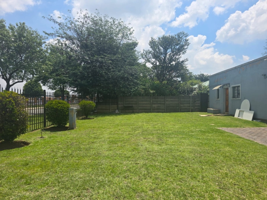 To Let 2 Bedroom Property for Rent in Impala Park Gauteng