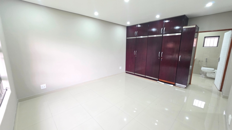 To Let 3 Bedroom Property for Rent in Erasmia Gauteng