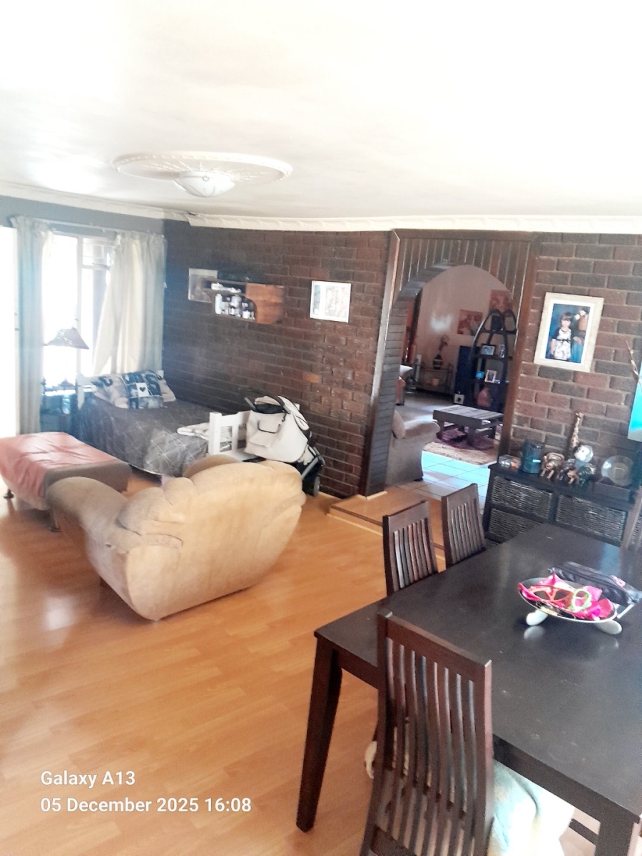 3 Bedroom Property for Sale in Sunair Park Gauteng