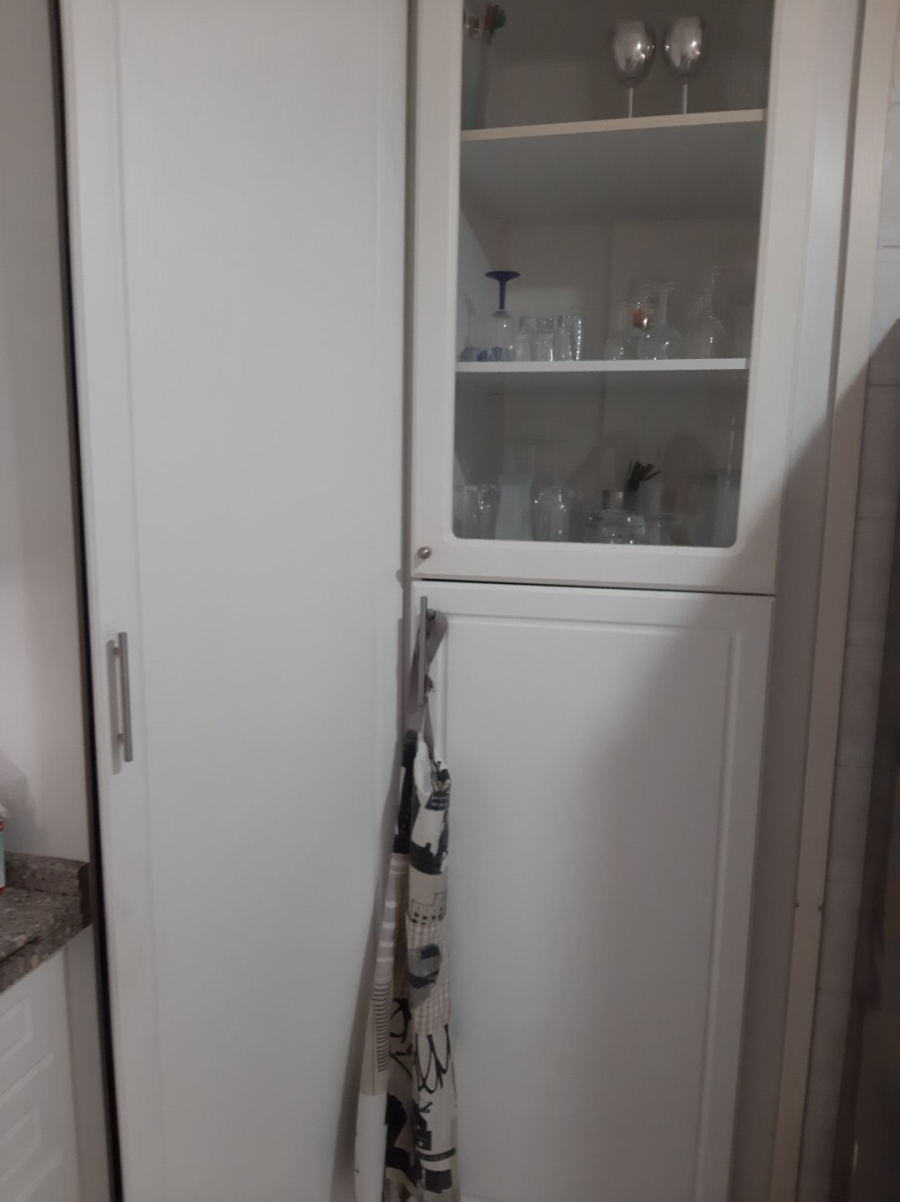 To Let  Bedroom Property for Rent in Brummeria Gauteng