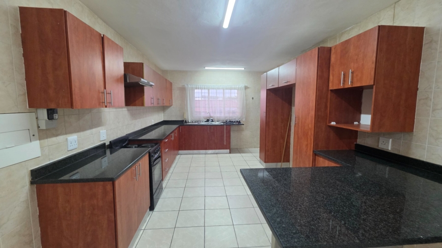 2 Bedroom Property for Sale in Erasmia Gauteng