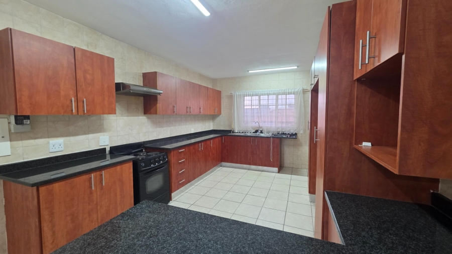 2 Bedroom Property for Sale in Erasmia Gauteng