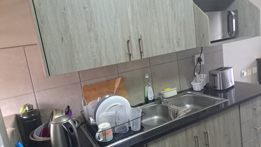 2 Bedroom Property for Sale in Montana Tuine Gauteng