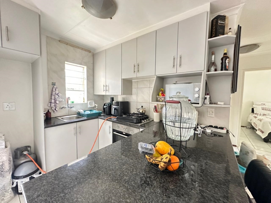 2 Bedroom Property for Sale in Bedford Gardens Gauteng