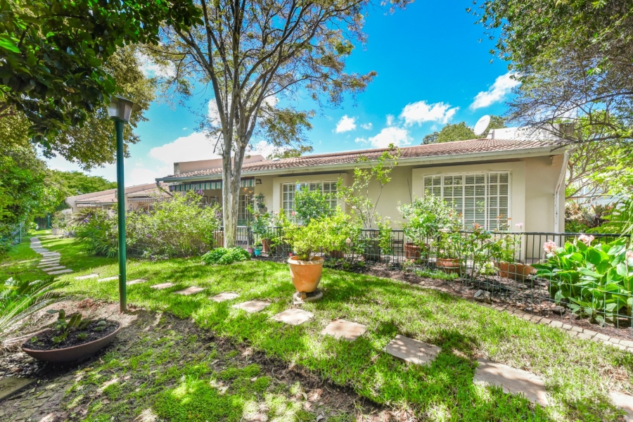 2 Bedroom Property for Sale in Magaliessig Gauteng