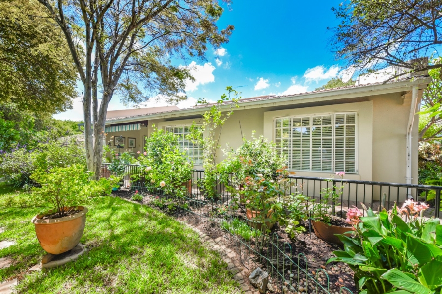 2 Bedroom Property for Sale in Magaliessig Gauteng