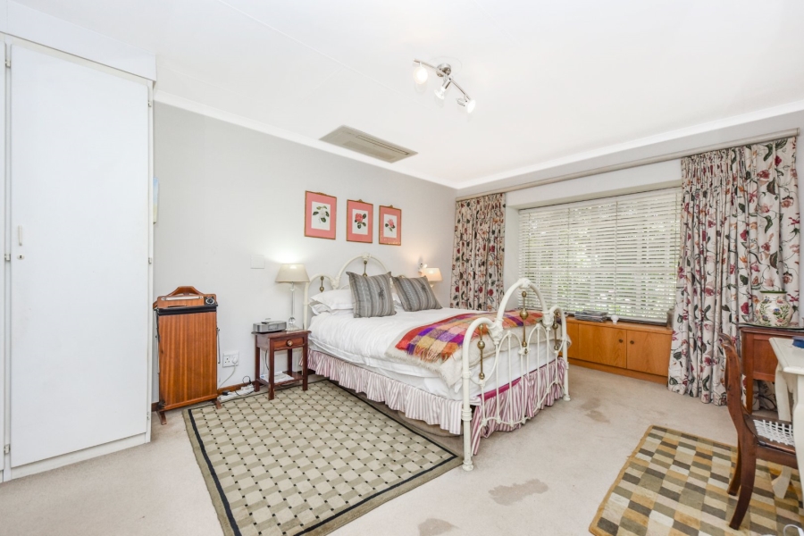 2 Bedroom Property for Sale in Magaliessig Gauteng