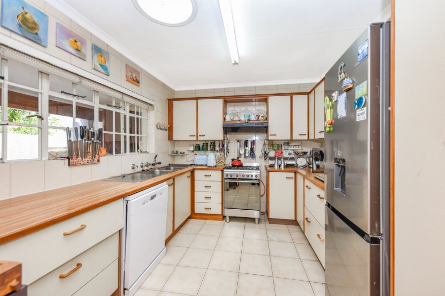 2 Bedroom Property for Sale in Magaliessig Gauteng