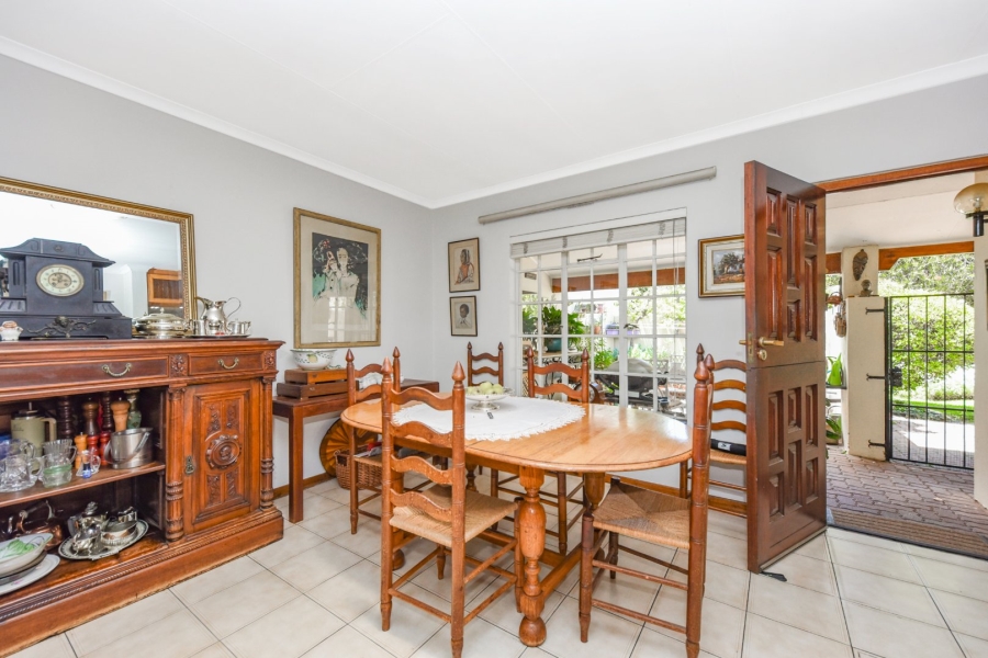 2 Bedroom Property for Sale in Magaliessig Gauteng