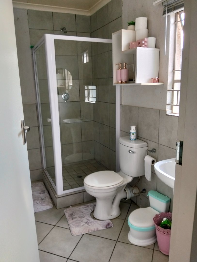 3 Bedroom Property for Sale in Lotus Gardens Gauteng