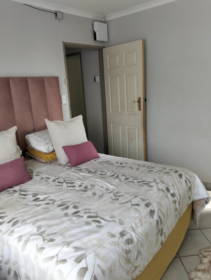 3 Bedroom Property for Sale in Lotus Gardens Gauteng