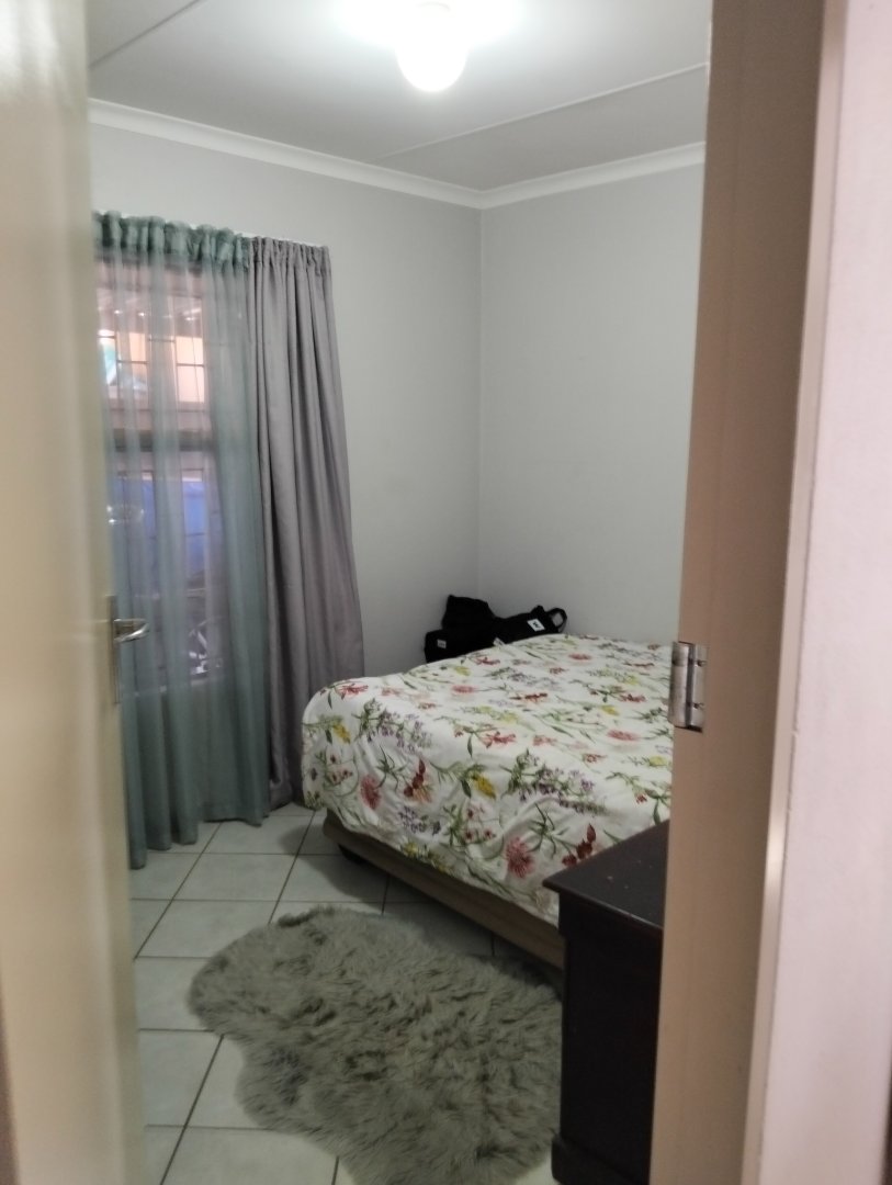 3 Bedroom Property for Sale in Lotus Gardens Gauteng