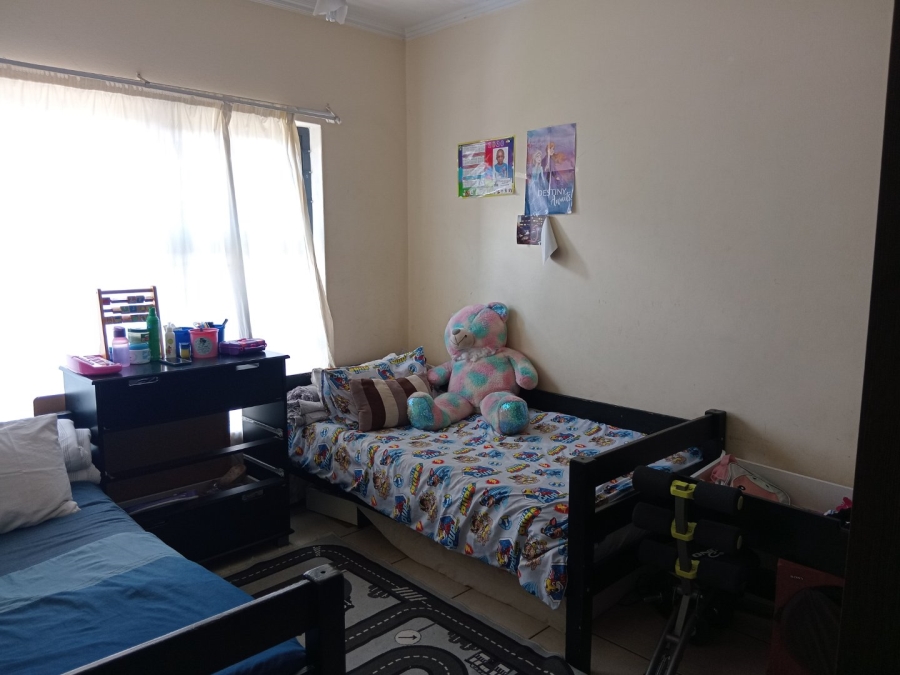 To Let 2 Bedroom Property for Rent in Oakdene Gauteng