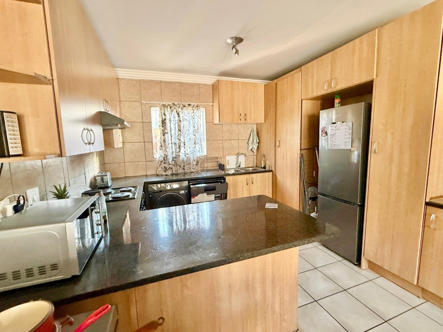 To Let 3 Bedroom Property for Rent in Meyersdal Gauteng