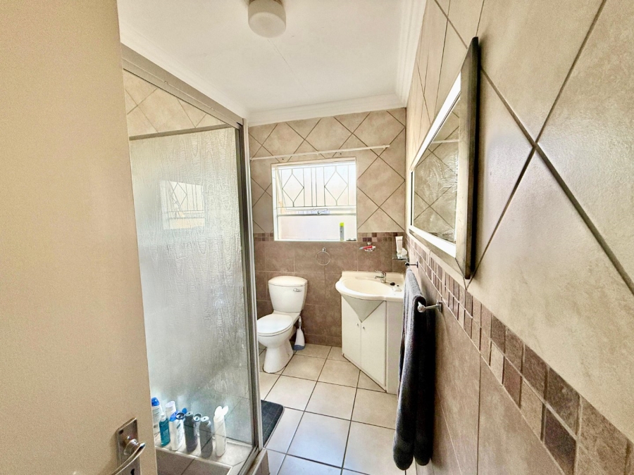 To Let 3 Bedroom Property for Rent in Meyersdal Gauteng