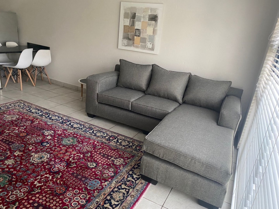 To Let 2 Bedroom Property for Rent in Fourways Gauteng