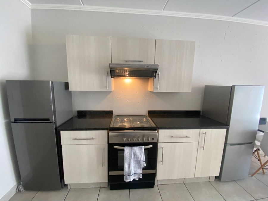 To Let 2 Bedroom Property for Rent in Fourways Gauteng