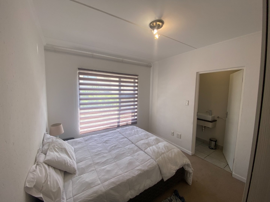 To Let 2 Bedroom Property for Rent in Fourways Gauteng