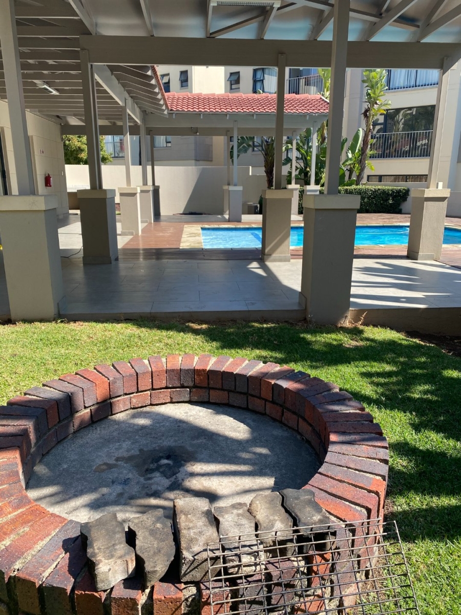 To Let 2 Bedroom Property for Rent in Fourways Gauteng