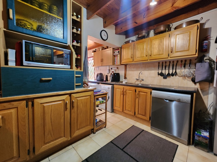 5 Bedroom Property for Sale in Doornpoort Gauteng