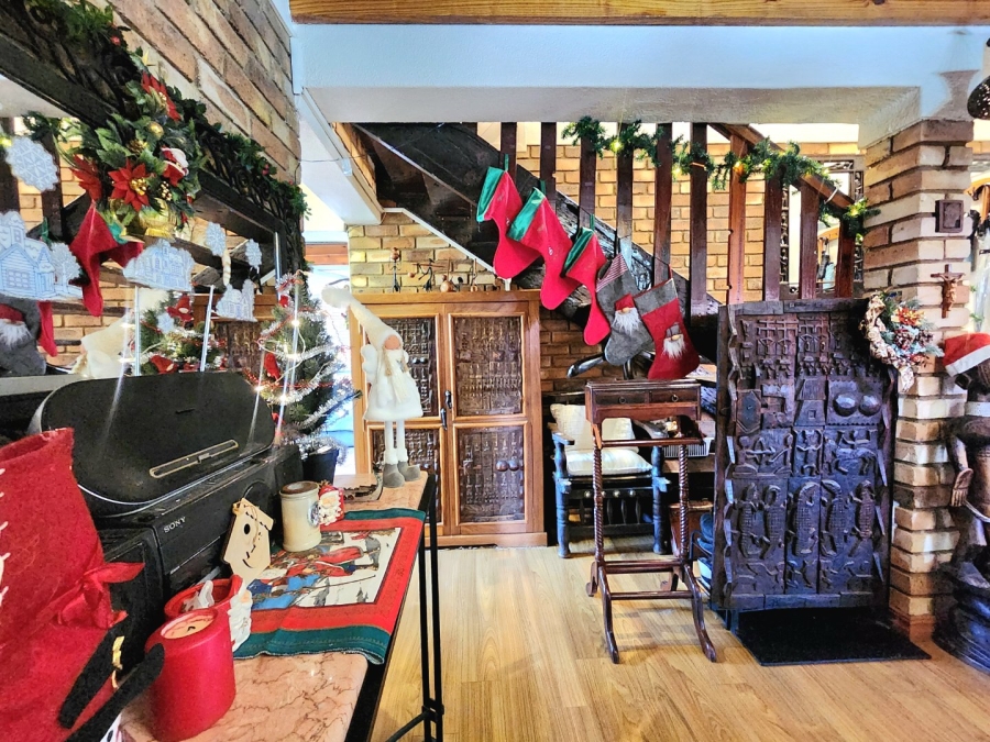 5 Bedroom Property for Sale in Doornpoort Gauteng