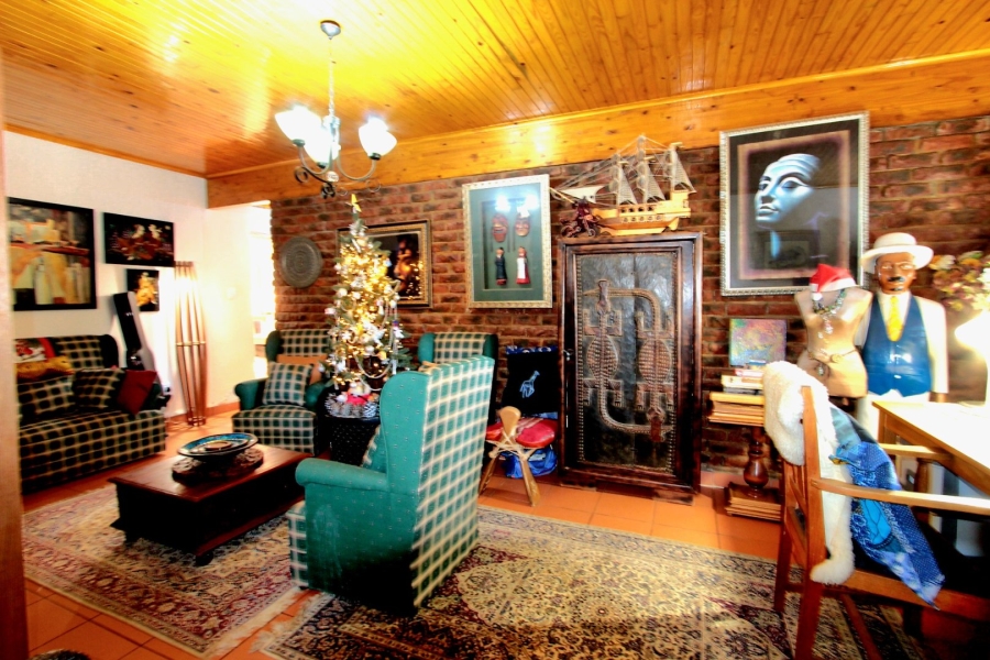 5 Bedroom Property for Sale in Doornpoort Gauteng