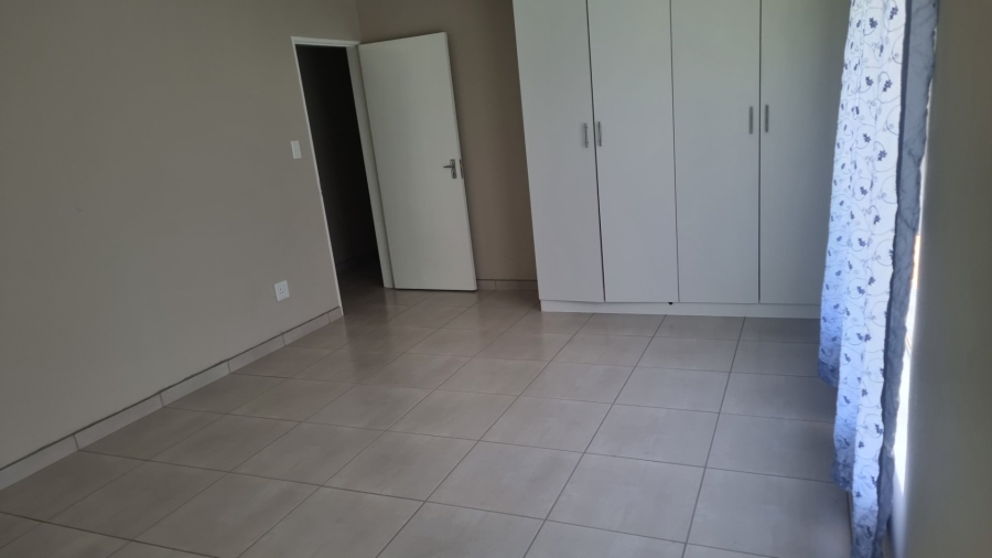 4 Bedroom Property for Sale in Suiderberg Gauteng