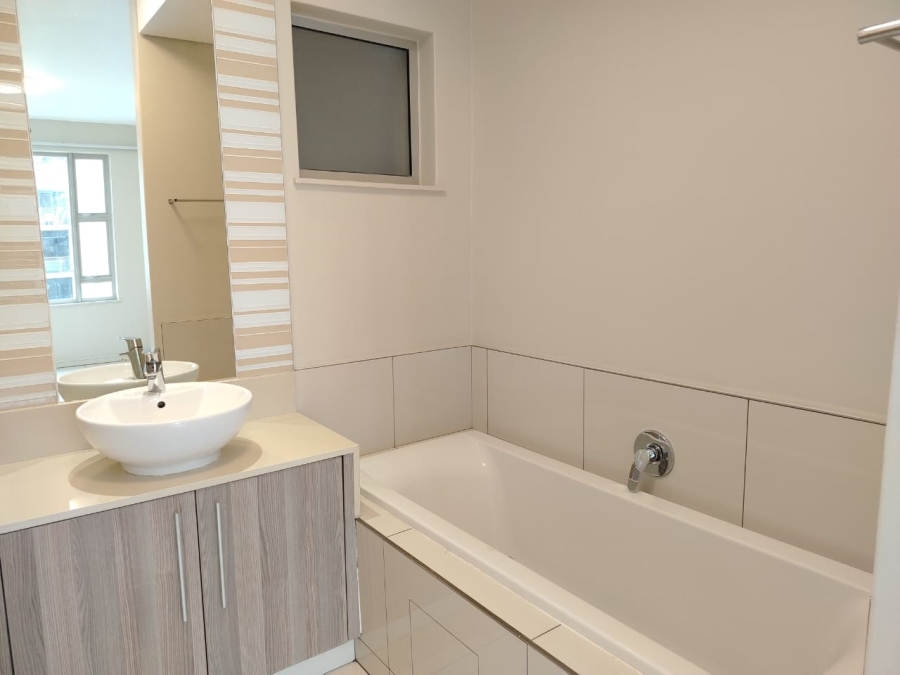 To Let 2 Bedroom Property for Rent in Rosebank Gauteng