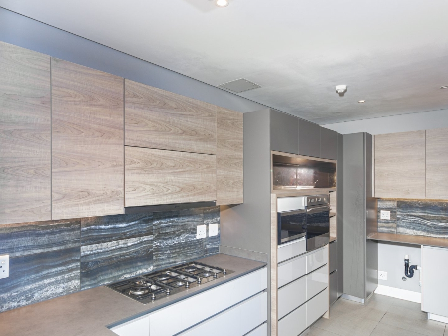 To Let 3 Bedroom Property for Rent in Rosebank Gauteng