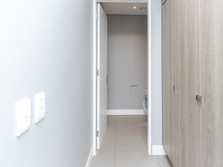 To Let 3 Bedroom Property for Rent in Rosebank Gauteng