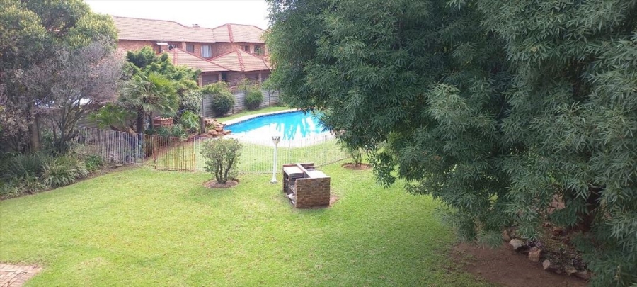 2 Bedroom Property for Sale in Edleen Gauteng