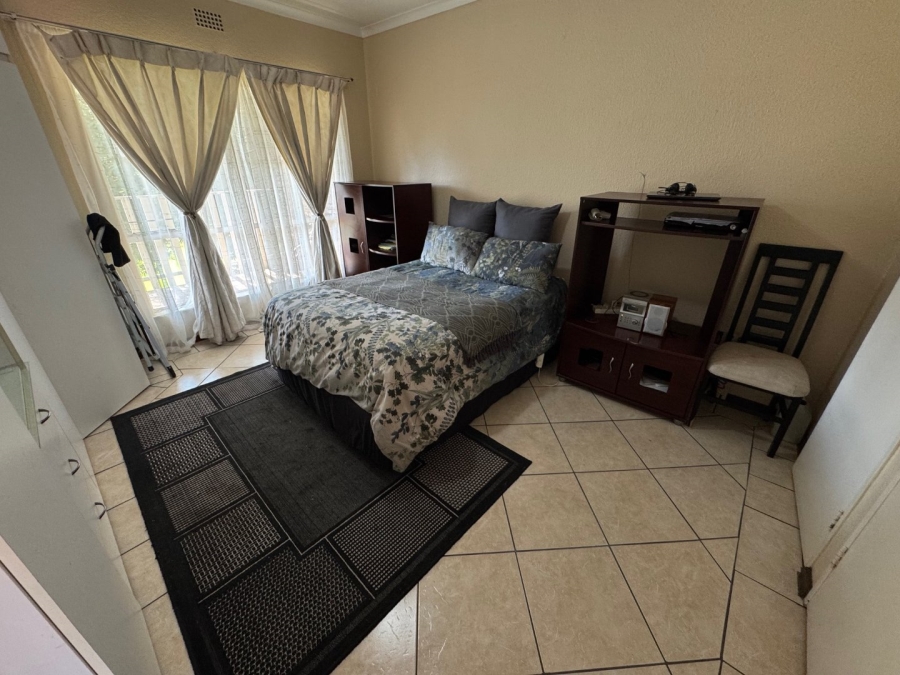2 Bedroom Property for Sale in Edleen Gauteng
