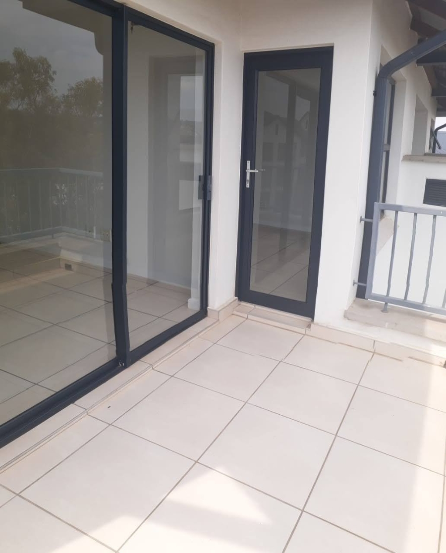 To Let 1 Bedroom Property for Rent in Olivedale Gauteng